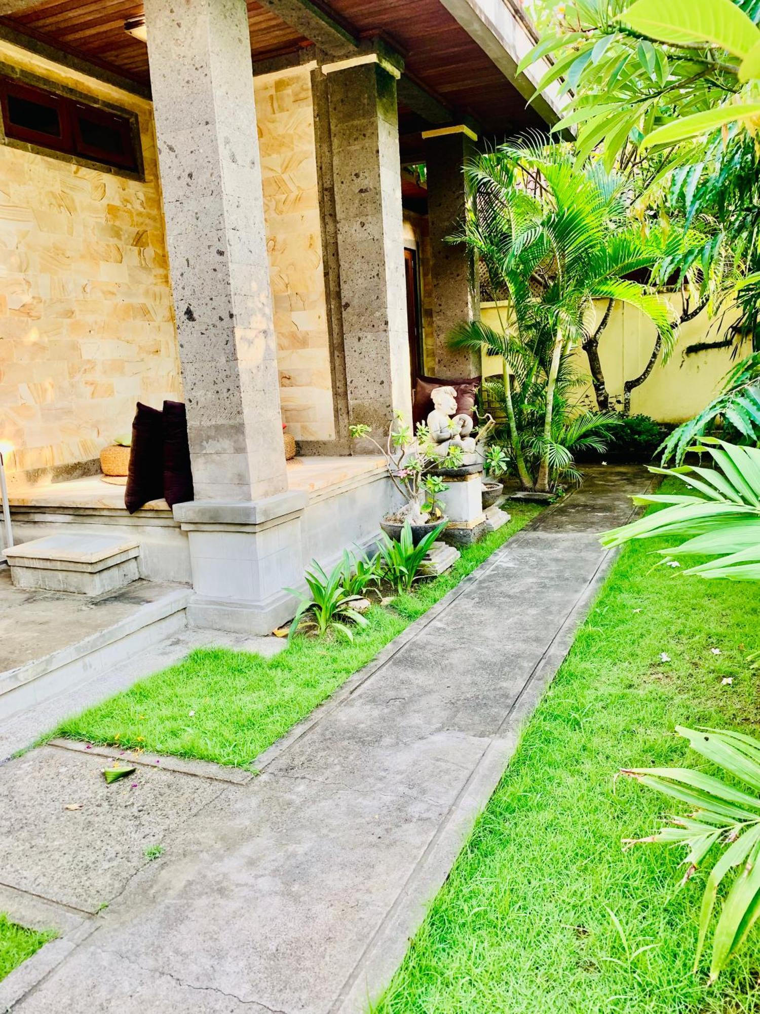 Pondok Baruna Garden Hotel Lembongan Kültér fotó